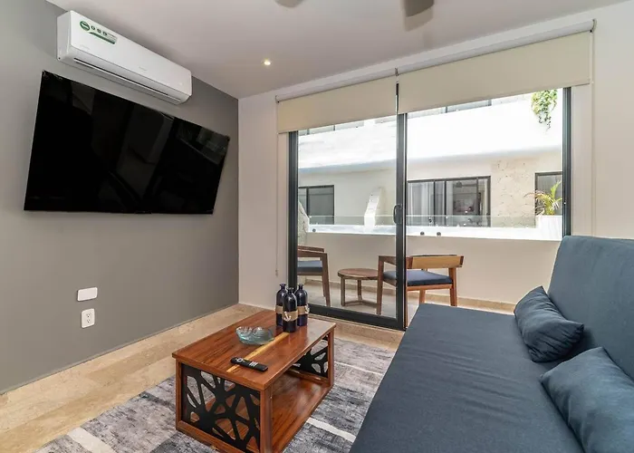 2 Bd With Private Balcony, Rooftop Pool, Gym Holiday home *