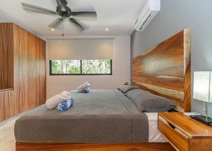 2 Bd With Private Balcony, Rooftop Pool, Gym *