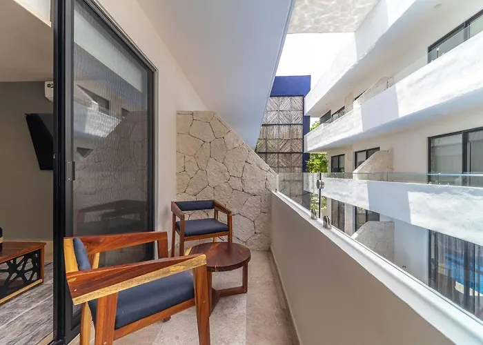 Holiday home 2 Bd With Private Balcony, Rooftop Pool, Gym Tulum